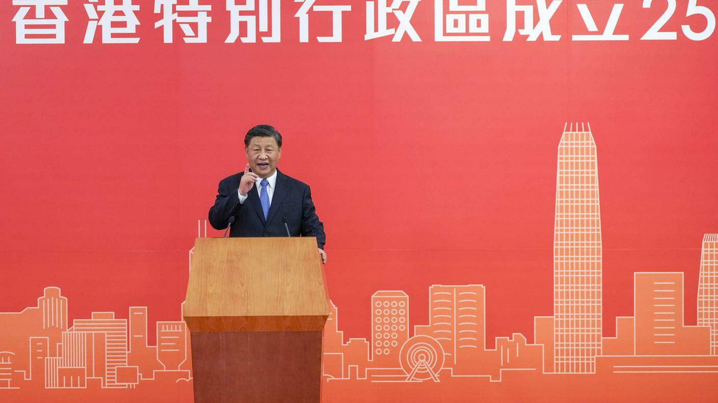 Xi Jinping alla celebrazione per il venticinquesimo anniversario