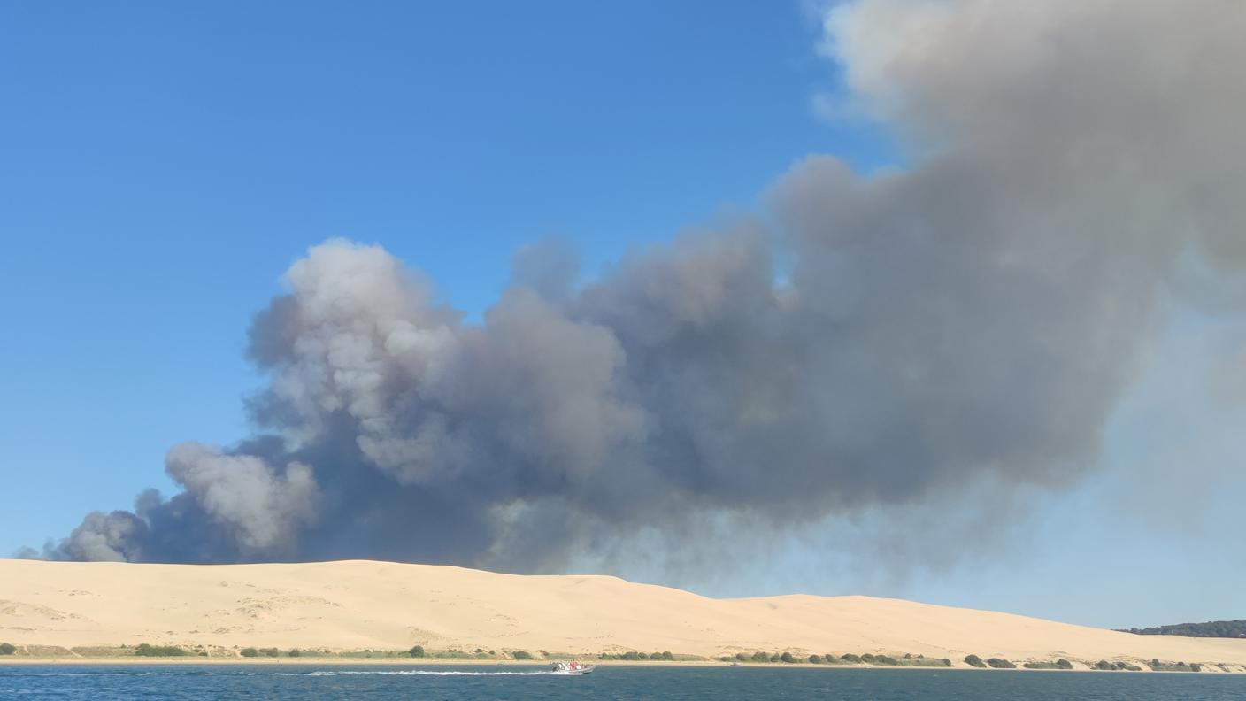 Il fumo dietro alla Duna di Pilat