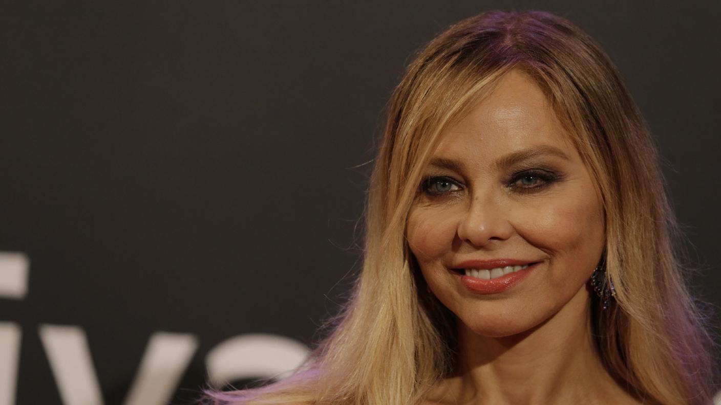 loc12_ornella_muti06.jpg