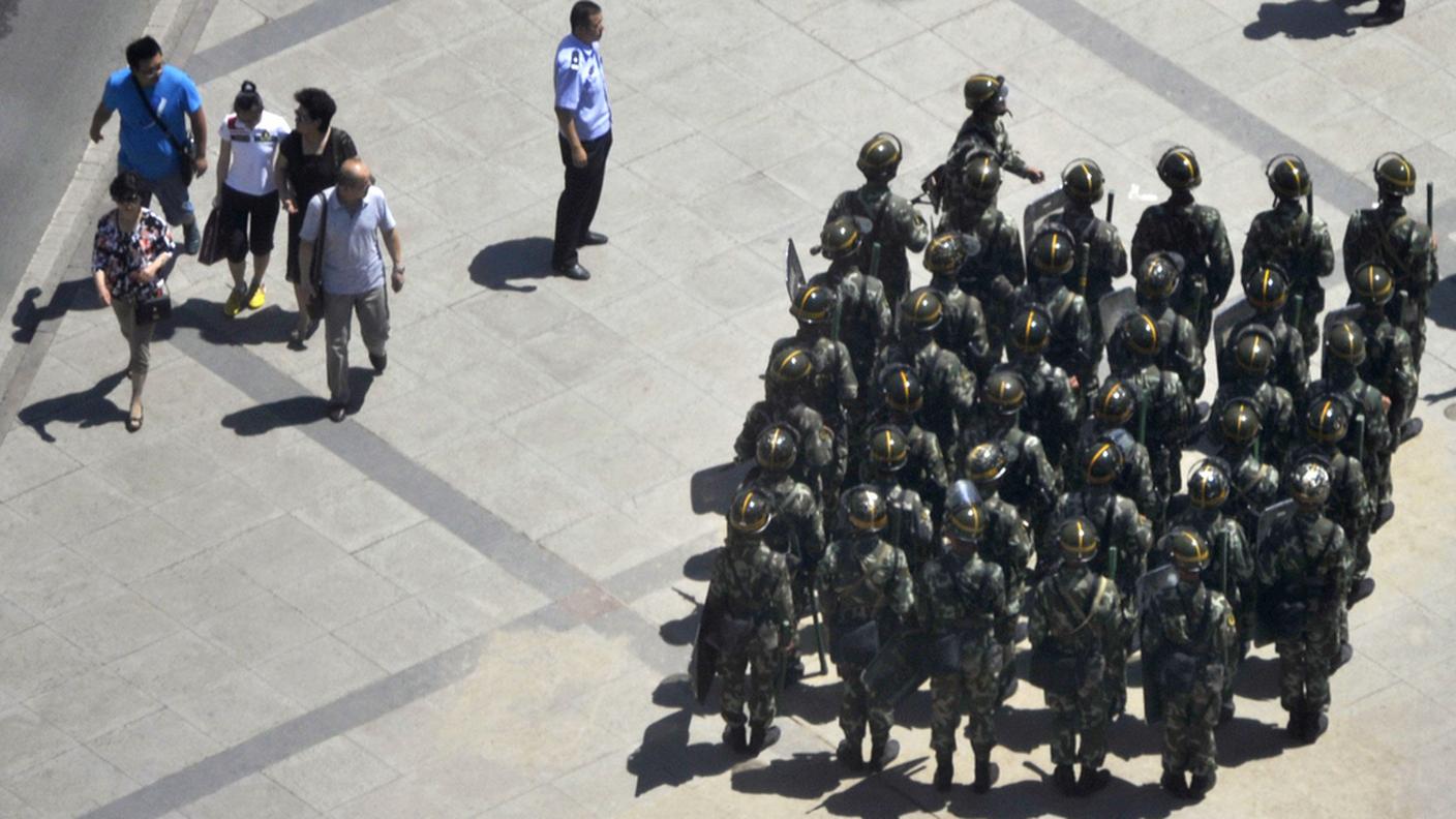 La forte presenza di militari e polizia nella città non è sufficiente