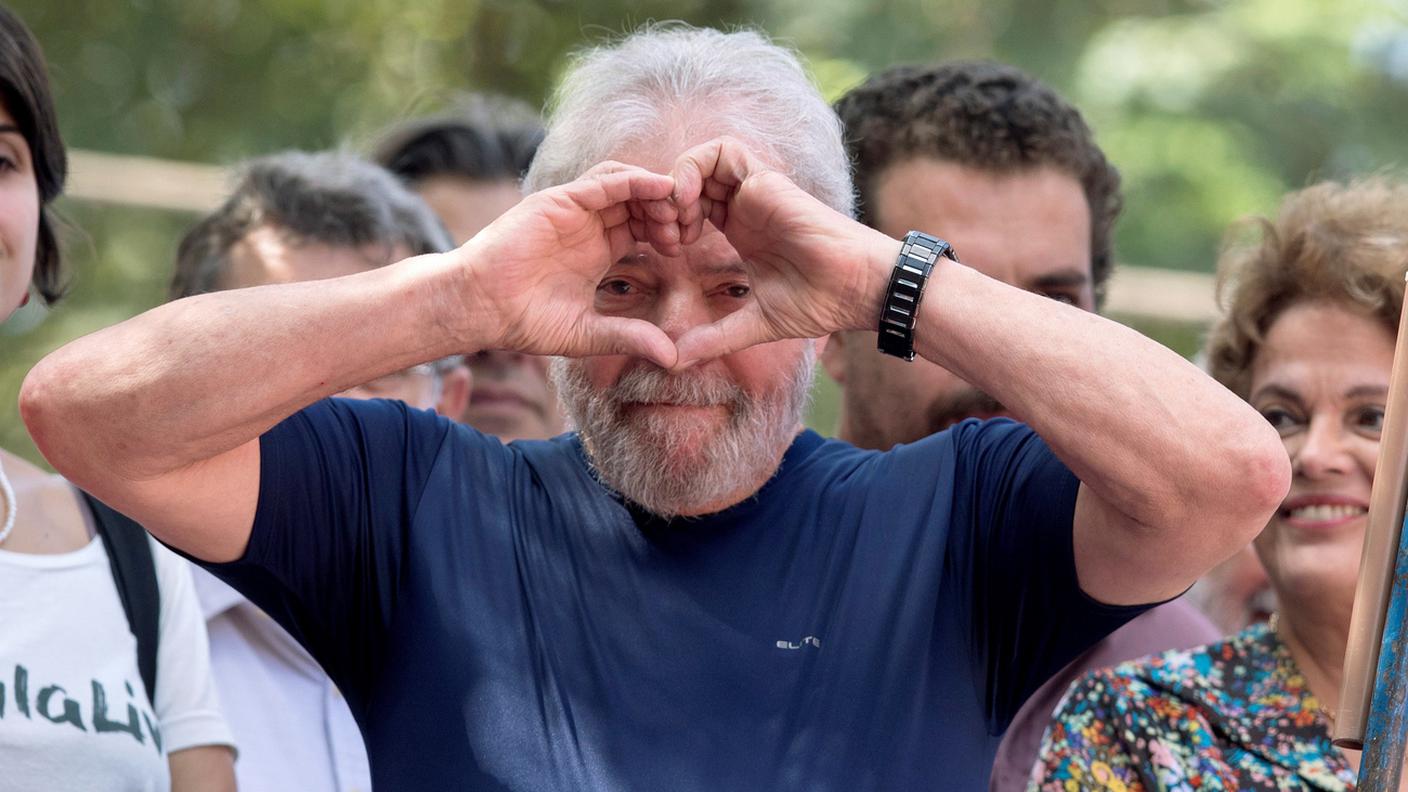 L'ex presidente Lula è in vantaggio su Bolsonaro
