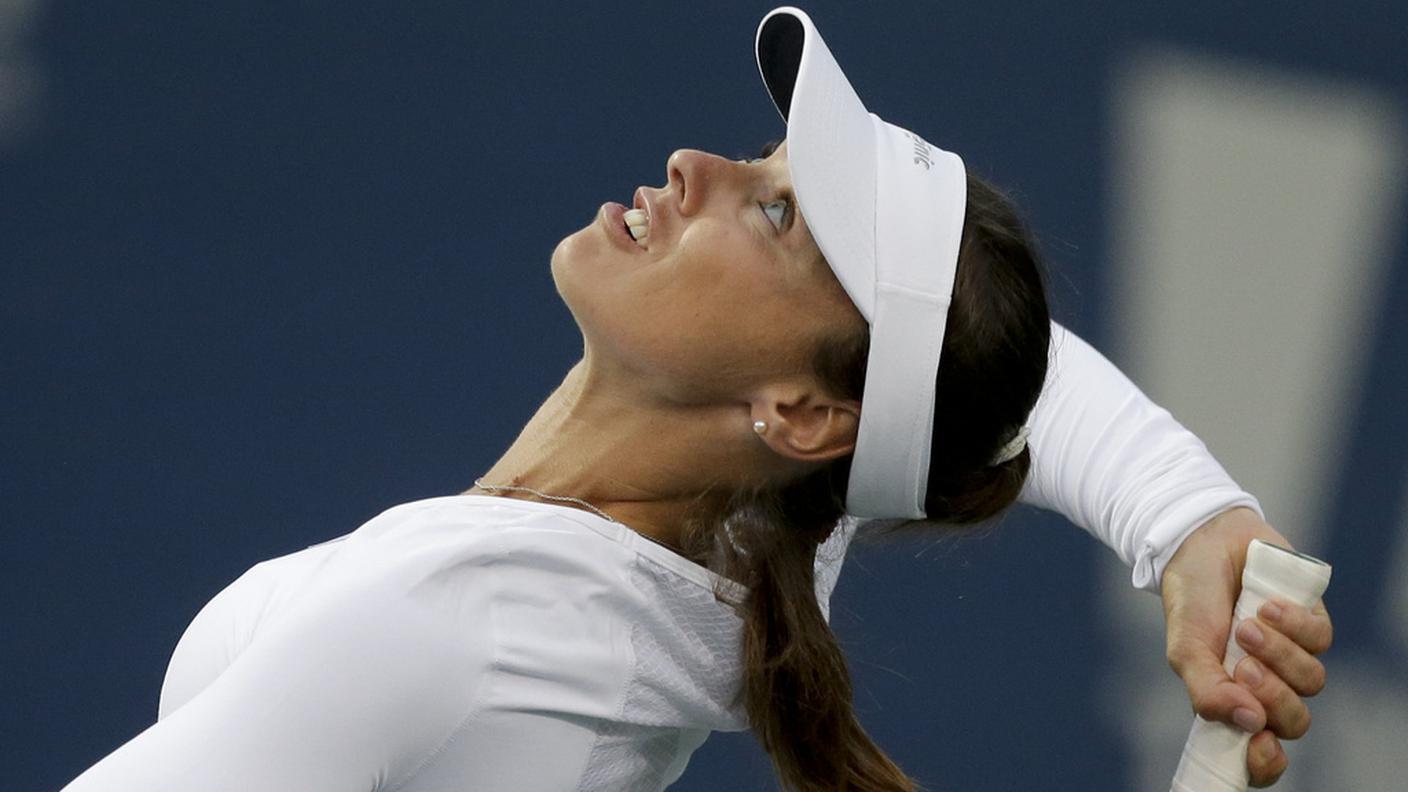 KY_Hingis_Hantuchova_10_310713.JPG