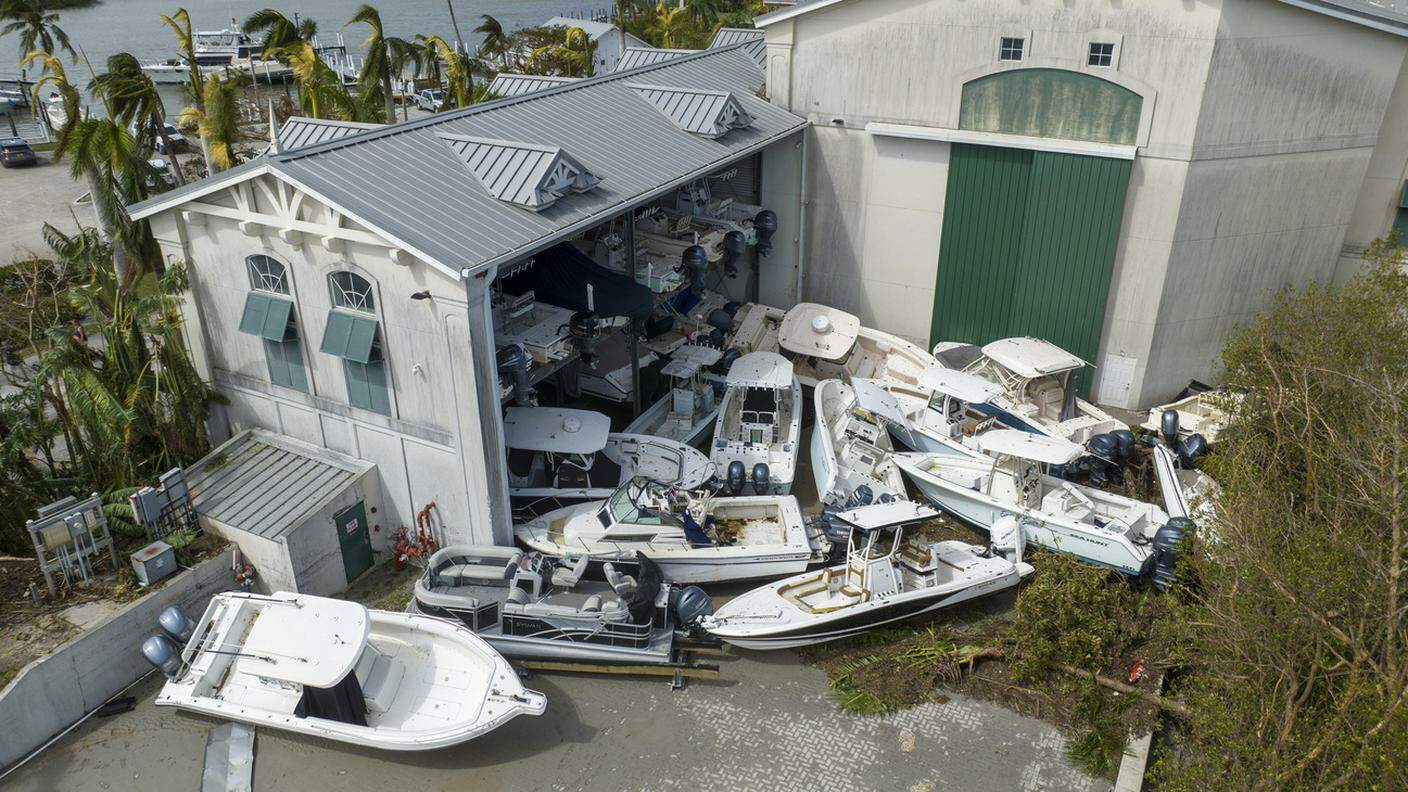 Danni catastrofici lungo la costa della Florida
