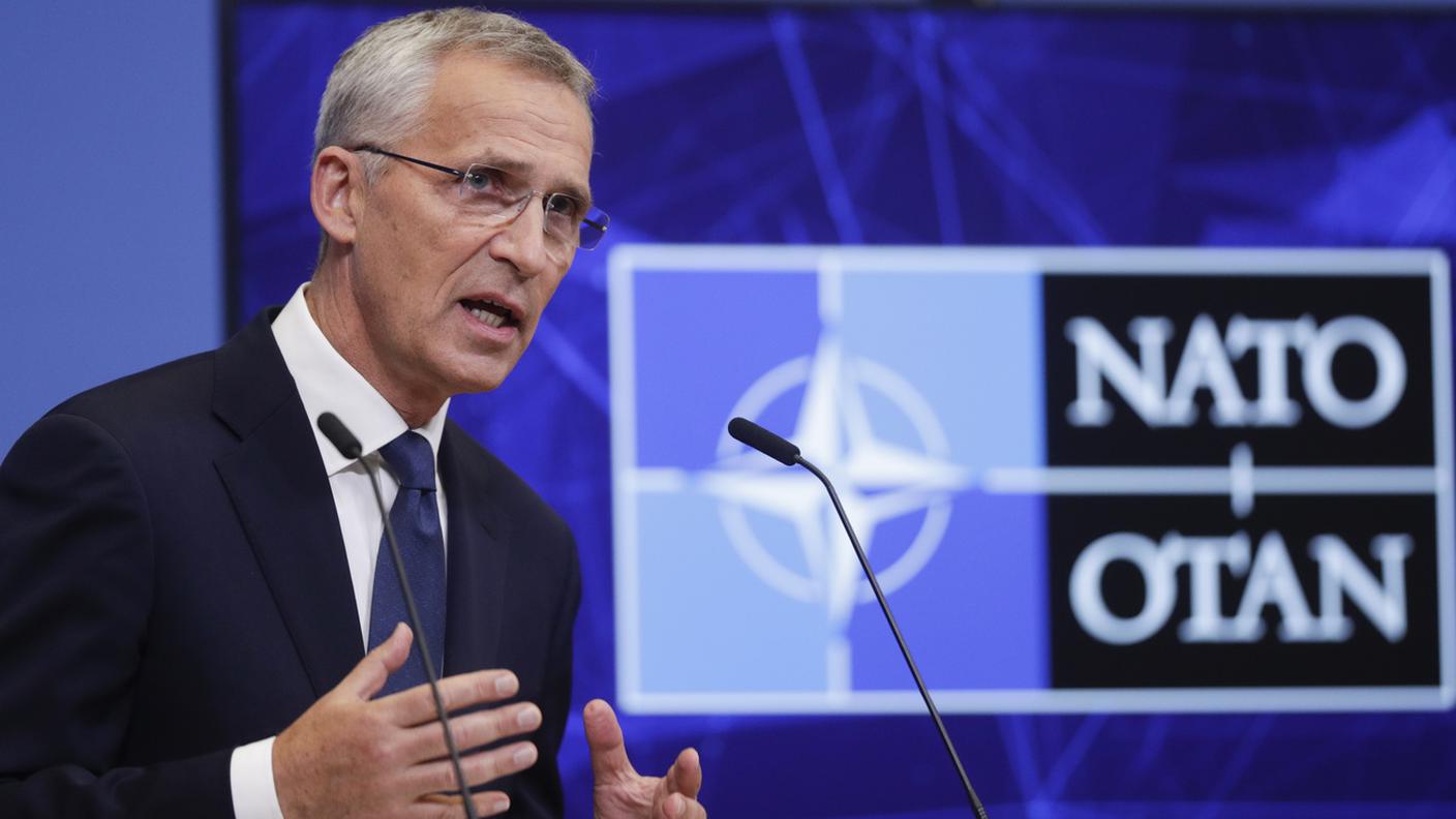 Stoltenberg in un'immagine scattata oggi a Bruxelles