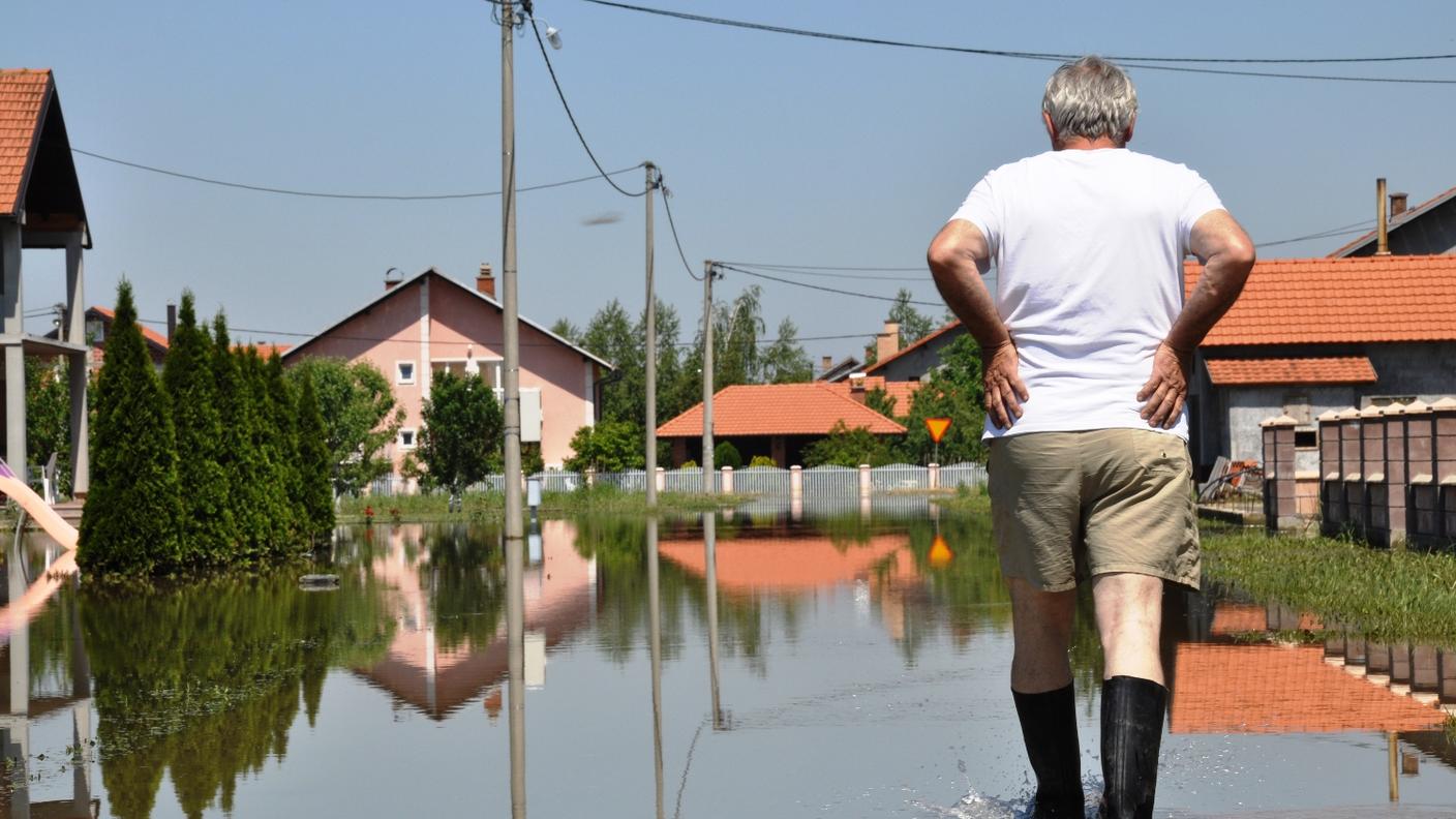 Bijeljina, centinaia di case ancora invase dall'acqua (Emiliano Bos)