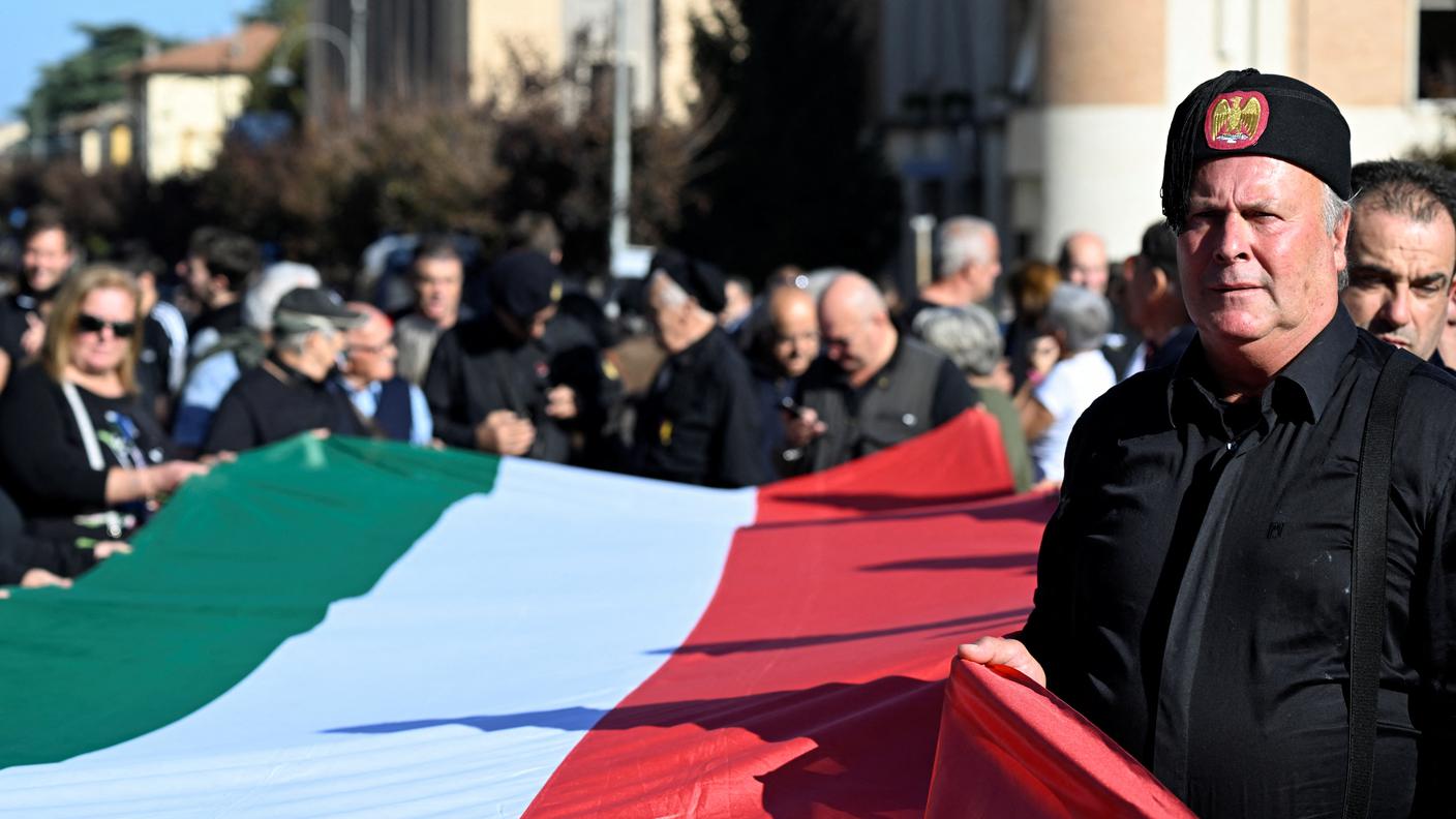 Predappio: è il giorno delle camicie nere
