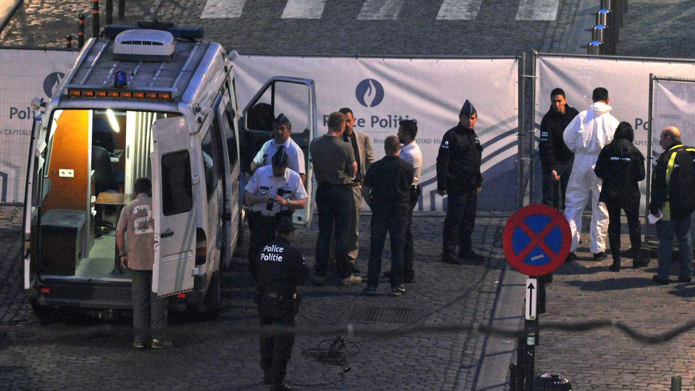 La polizia belga ha proceduto a isolare la zona colpita dall'attentato