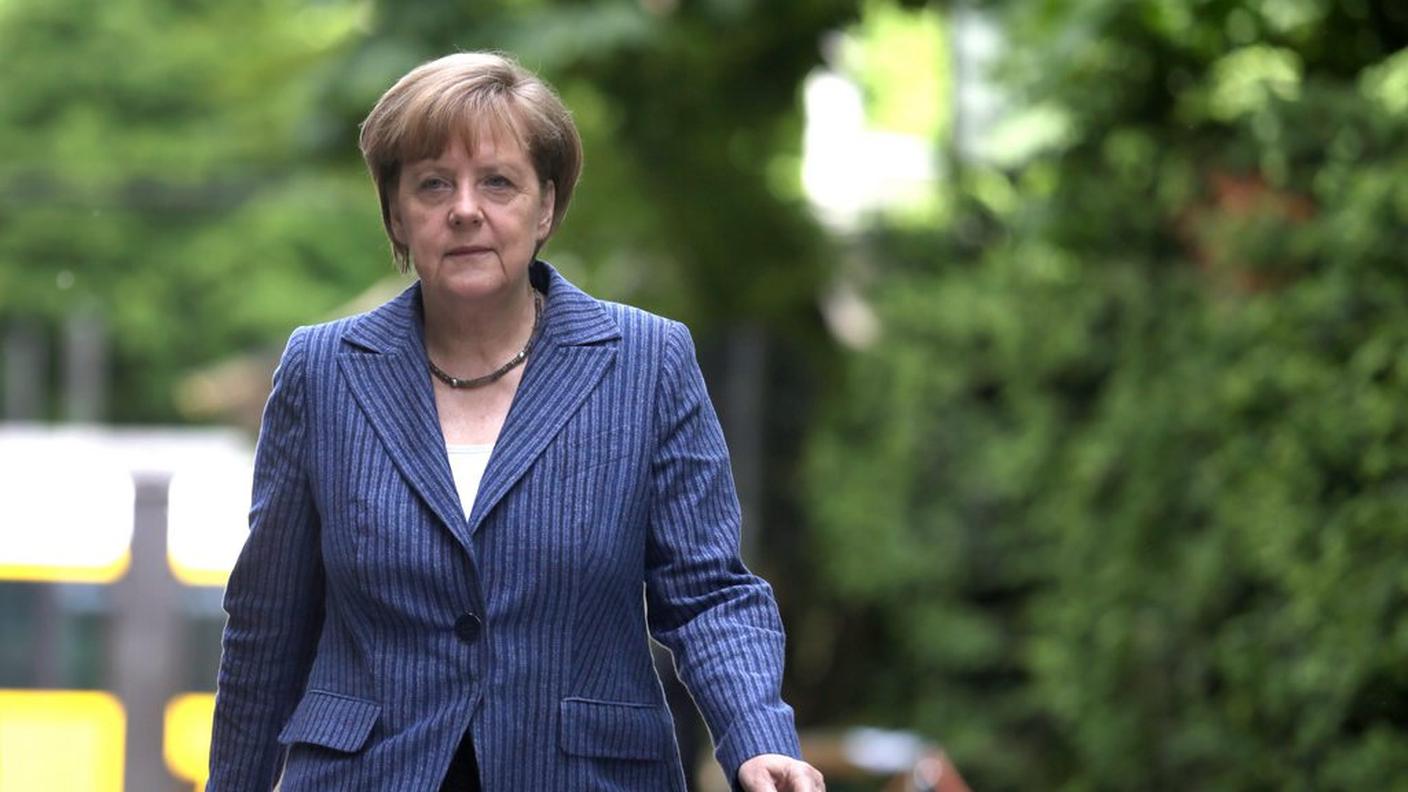 La cancelliera Angela Merkel, leader della CDU/CSU, qui ripresa a Berlino poco prima di recarsi a votare