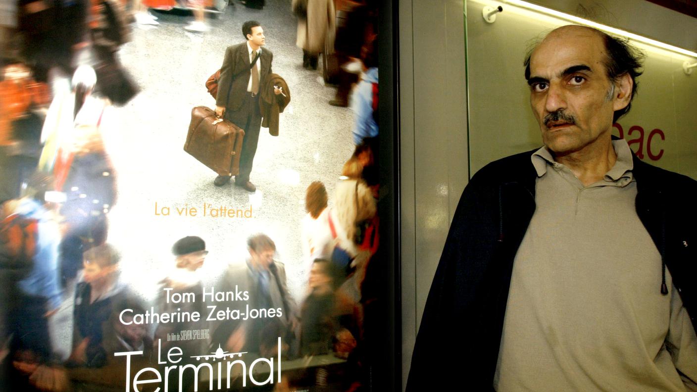 Mehran Karimi Nasseri, il senzatetto che ispirò il regista Steven Spielberg per il film "The Terminal"