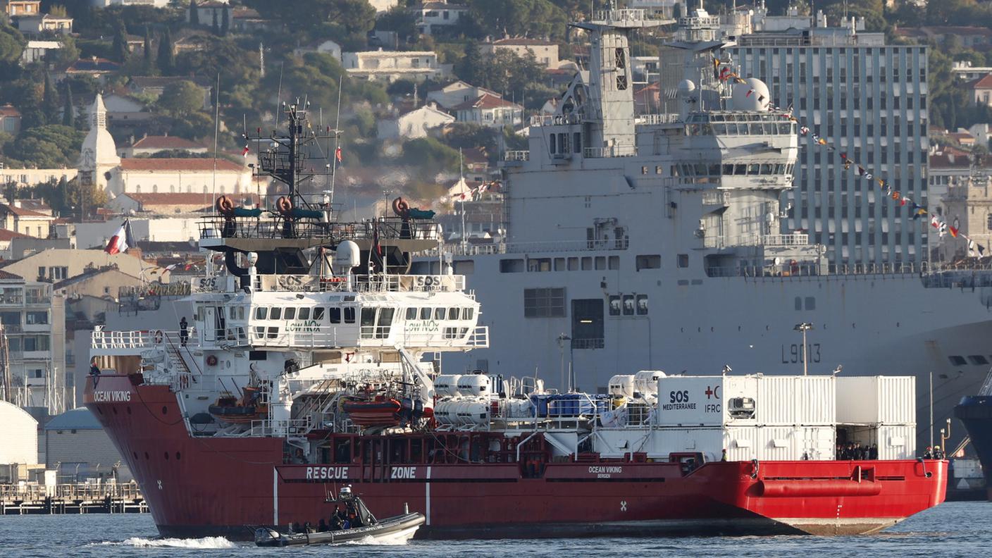 La Ocean Viking a Tolone