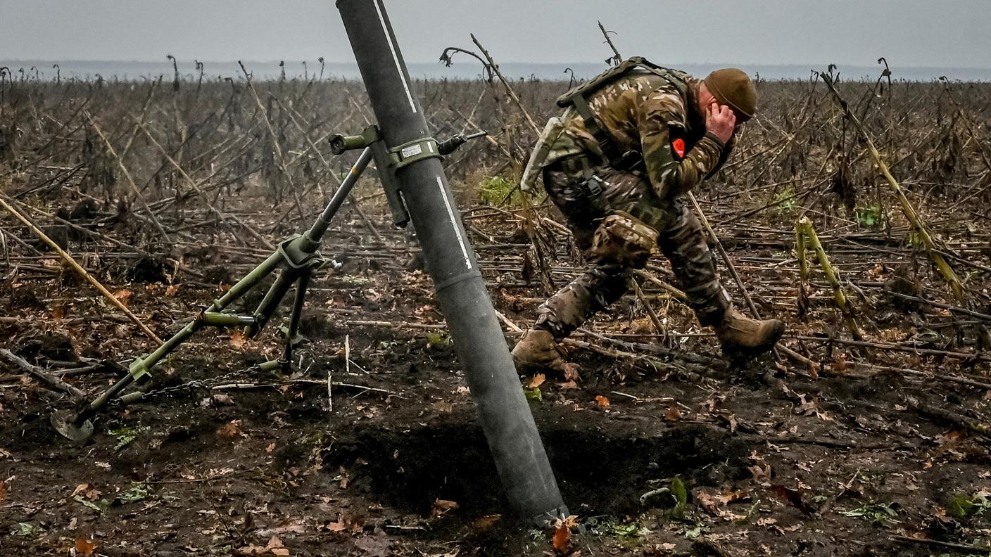 Un mortaio in azione nella zona di Zaporizhzhia.JPG