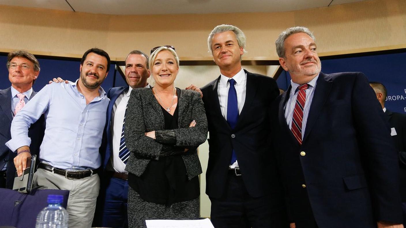 All'appello mancano deputati di altri due paesi