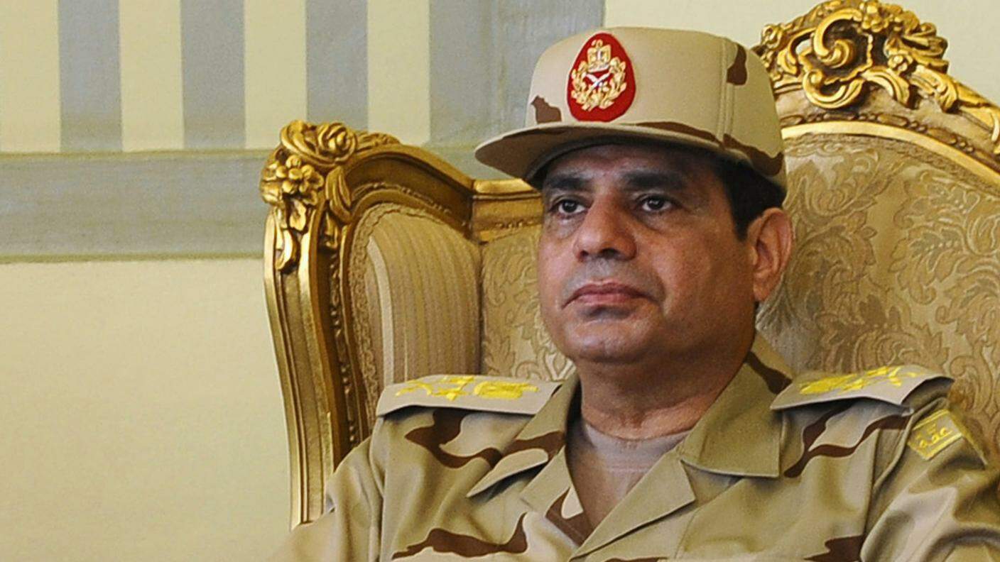 Al-Sisi ha dovuto abbandonare l'esercito per candidarsi