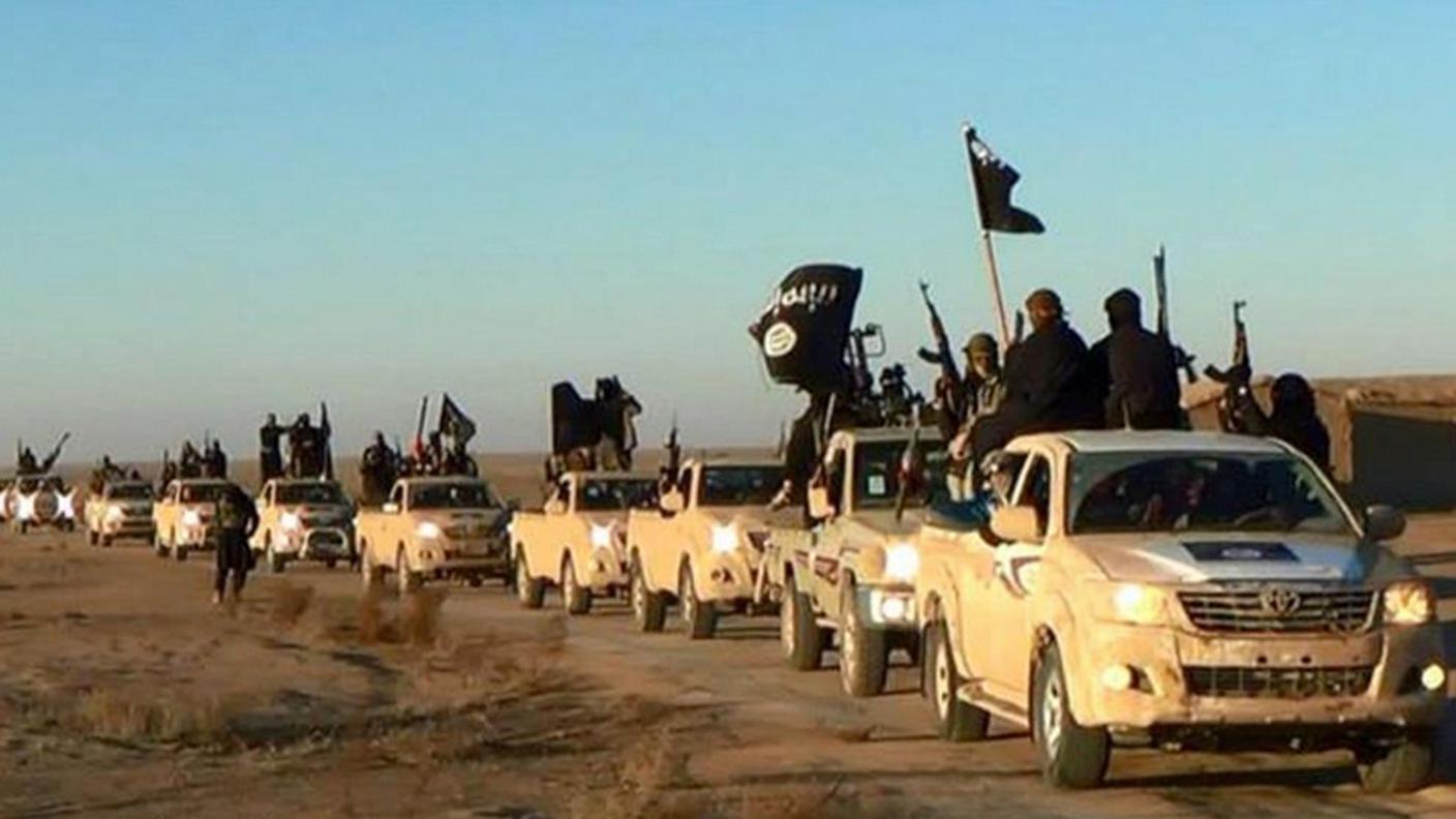 Miliziani dello Stato islamico, ripresi qui in Siria nel 2014, all'epoca della loro folgorante avanzata in vasti territori del Paese