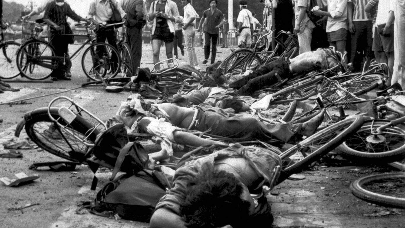 Piazza Tienanmen, il giorno dopo il massacro
