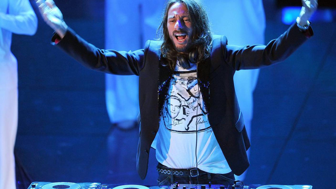 Bob Sinclair in console