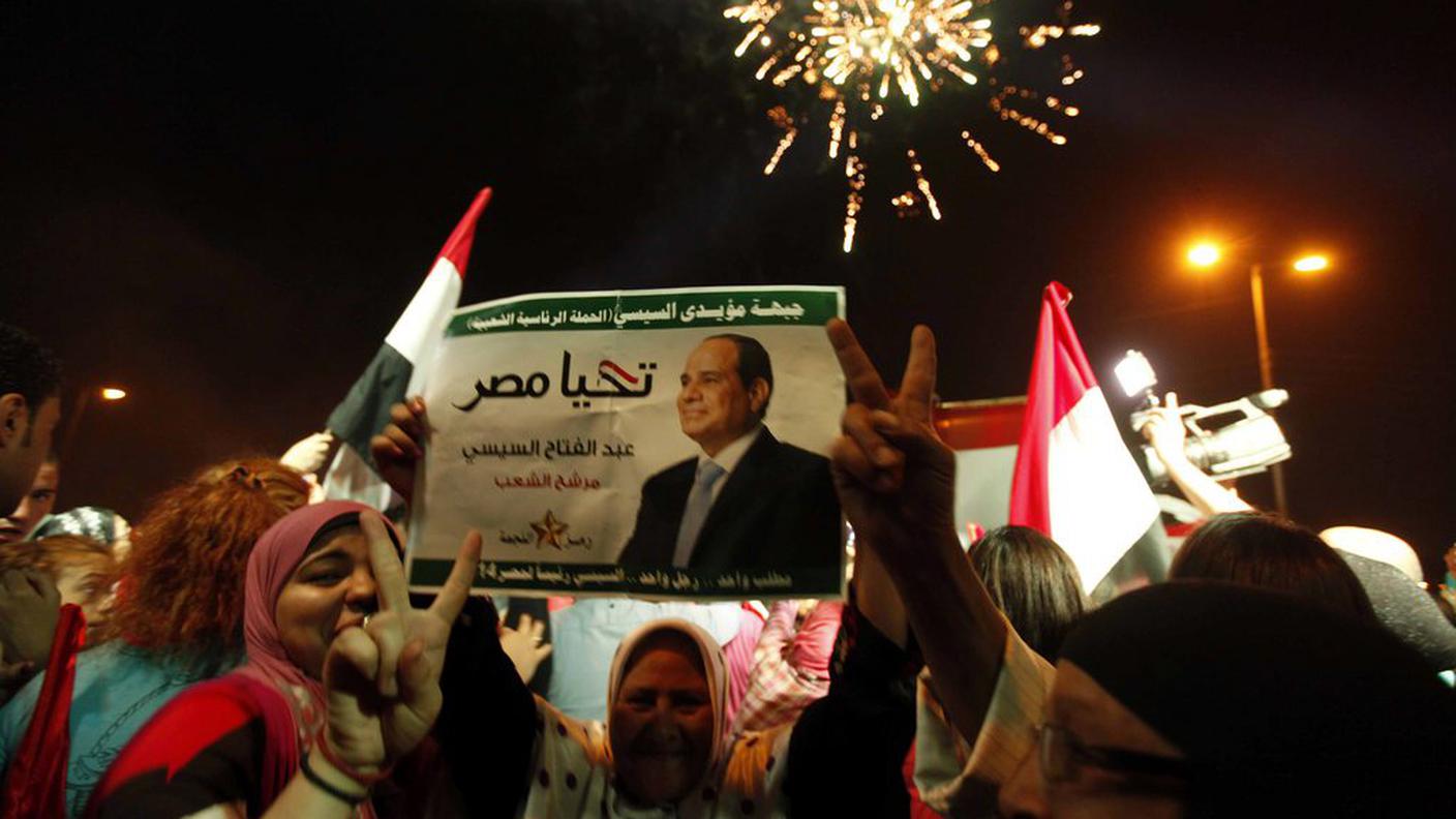 Fuochi artificiali in onore di Al Sisi