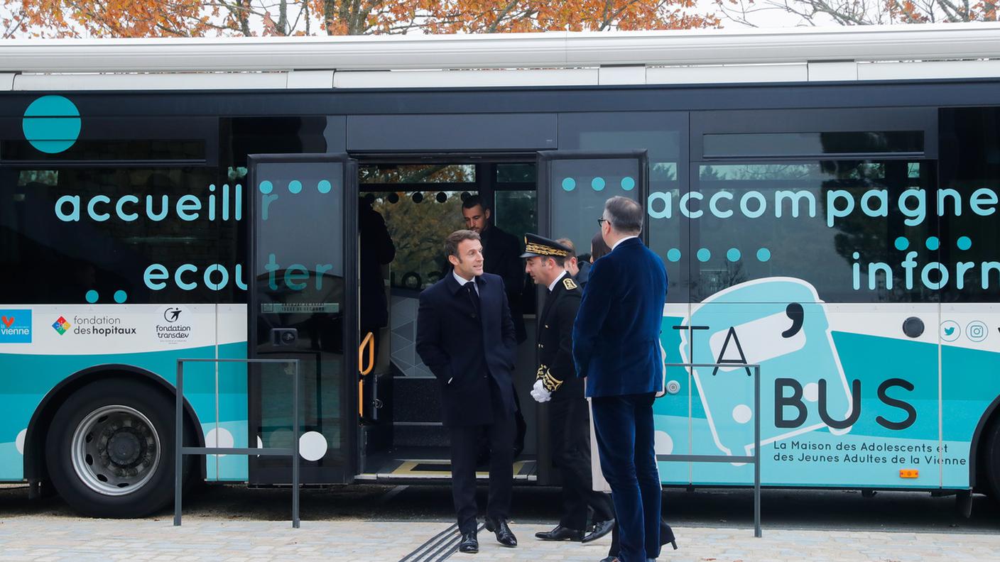 Il presidente in campagna per la salute sessuale dei giovani