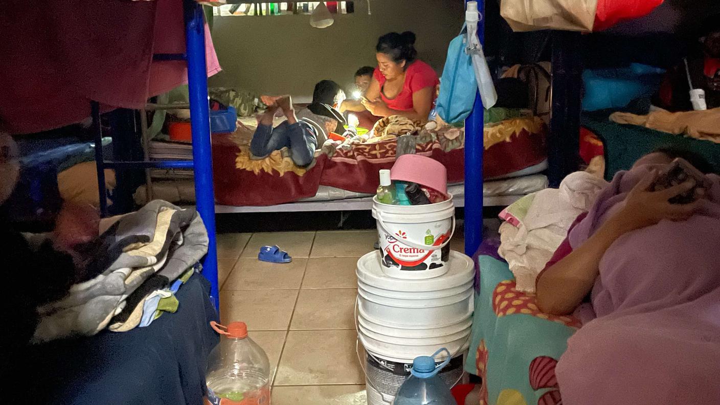 Migranti in un centro di accoglienza nella città di Tijuana