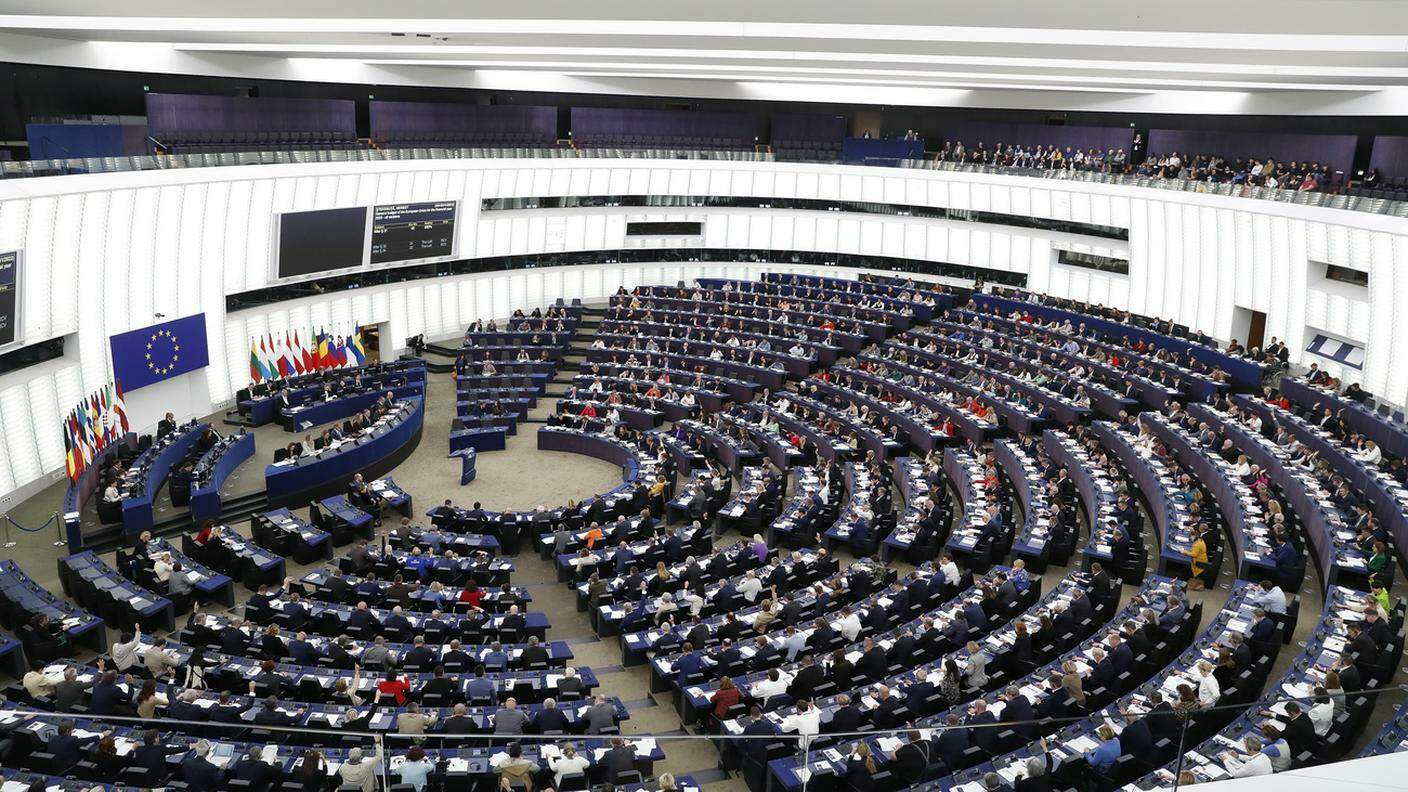 La vicenda ha inferto un severo colpo alla credibilità del Parlamento UE