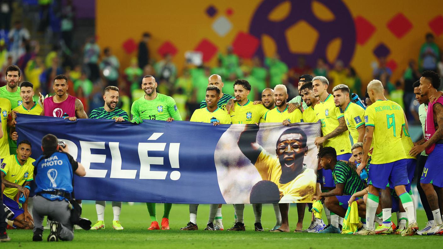 Gli auguri a "O Rey" dell'attuale nazionale brasiliana di calcio in Qatar