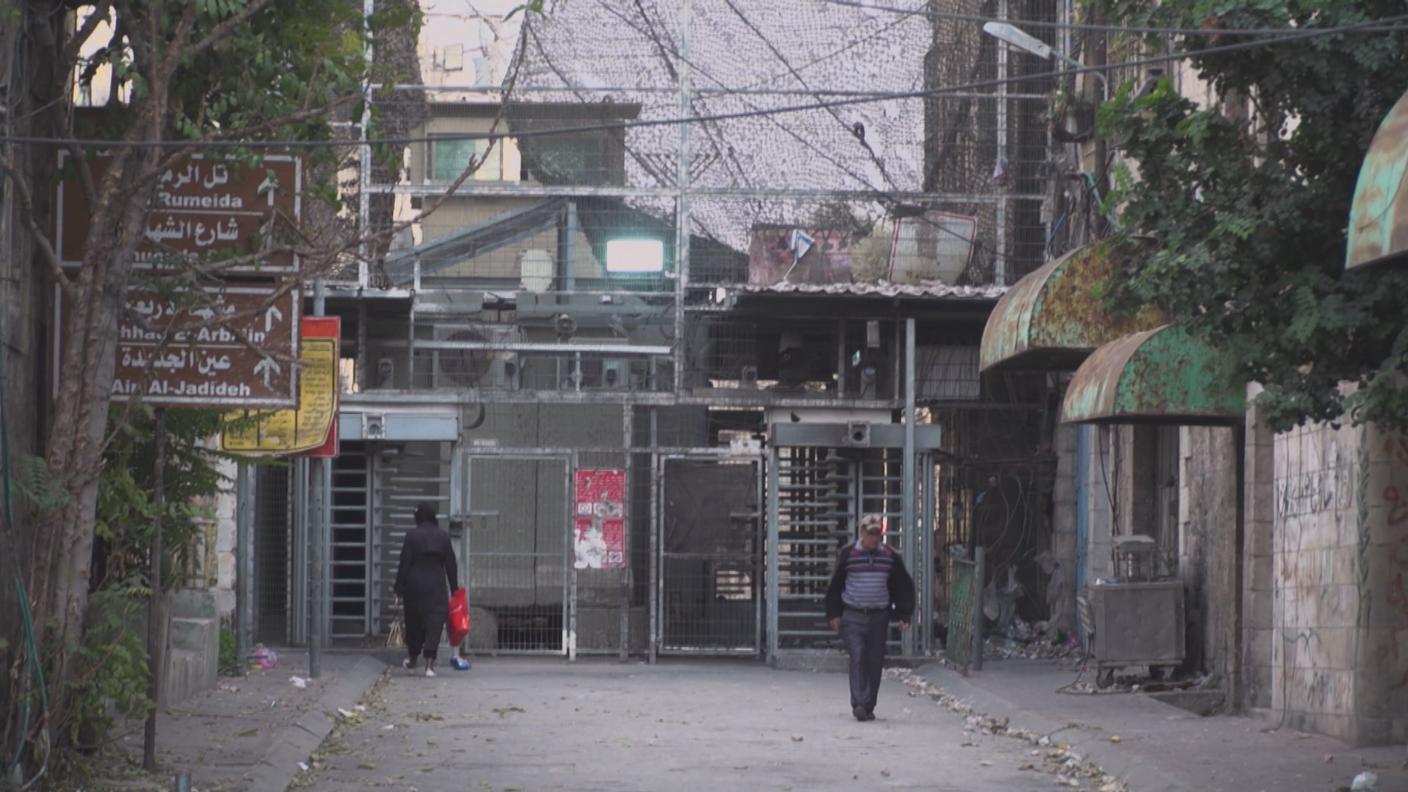 check point hebron.jpg