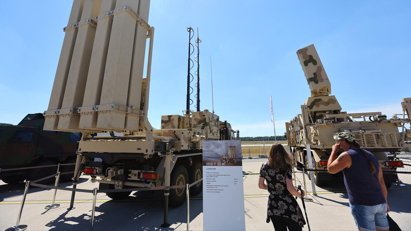 Il sistema di difesa contraerea IRIS-T in mostra nel giugno scorso al Berlin Air Show