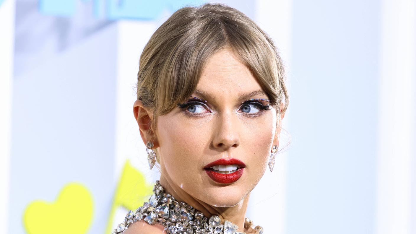 La cantante statunitense Taylor Swift agli MTV Music Awards 2022