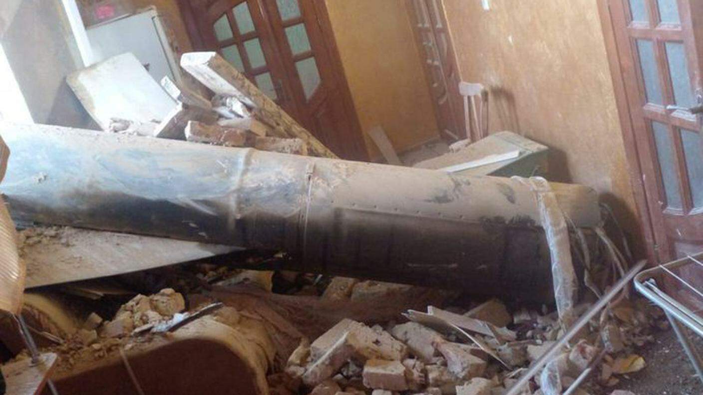 Un missile lanciato dai russi è finito in una casa a Ivano-Frankivsk ma non è esploso