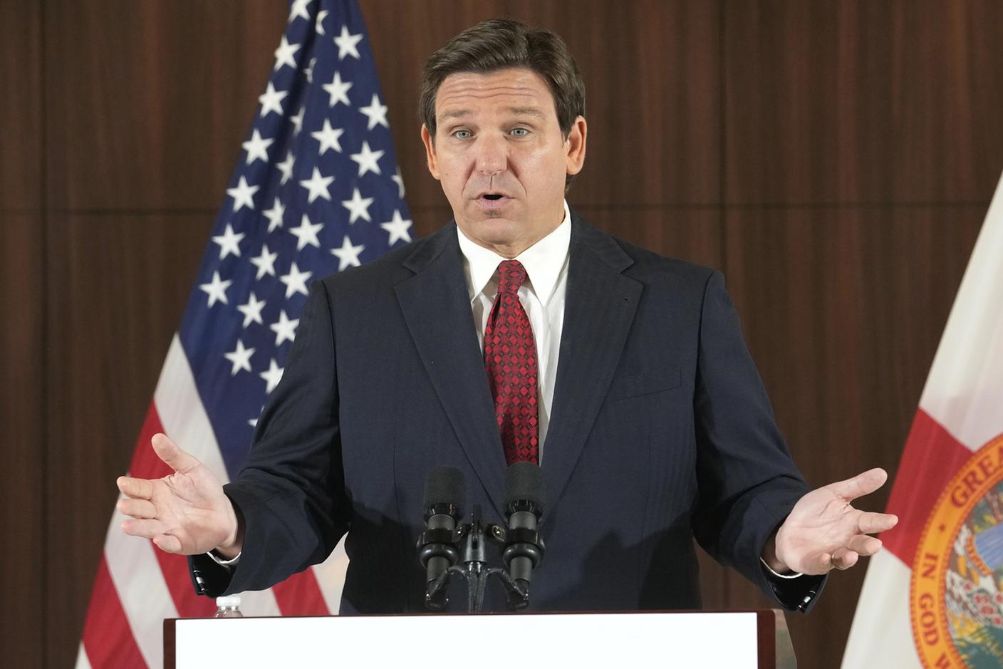 Ron DeSantis, attuale governatore della Florida, è al momento considerato come il più accreditato competitore di Trump nella corsa alla "nomination" repubblicana