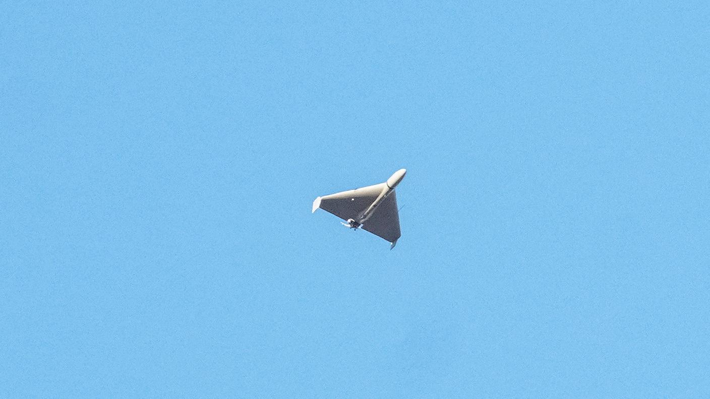 Un drone ripreso nei cieli di Kiev lo scorso ottobre e identificato come uno Shahed-136 di fabbricazione iraniana