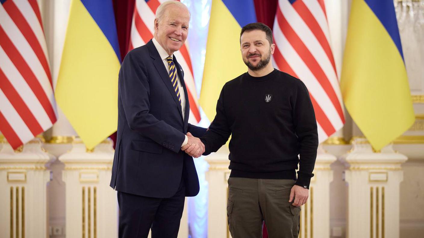 Biden e Zelensky si sono ritrovati dopo la visita del leader ucraino a Washington a dicembre