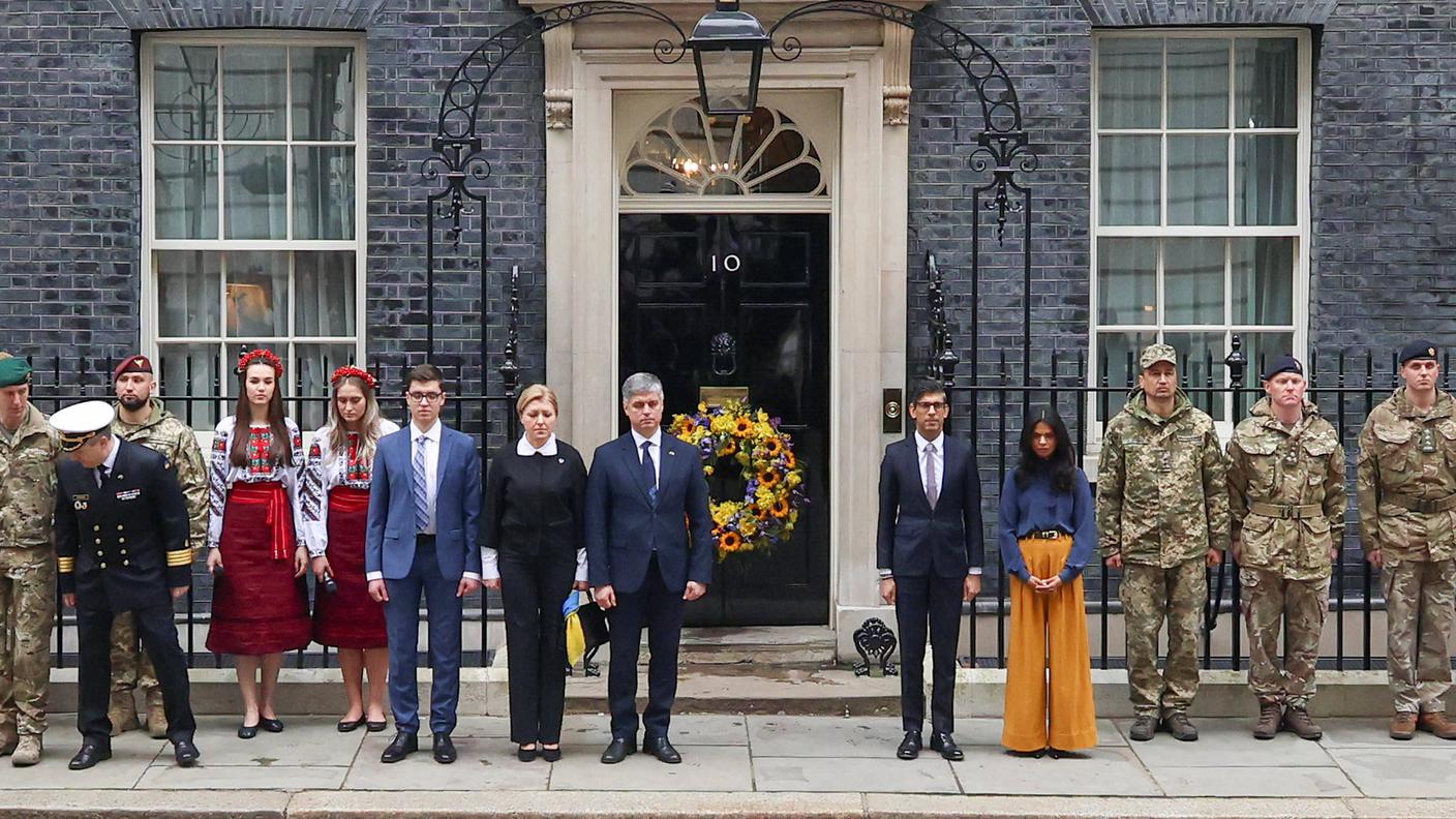 ManifestazioneUcrainaDowningStreet.jpg