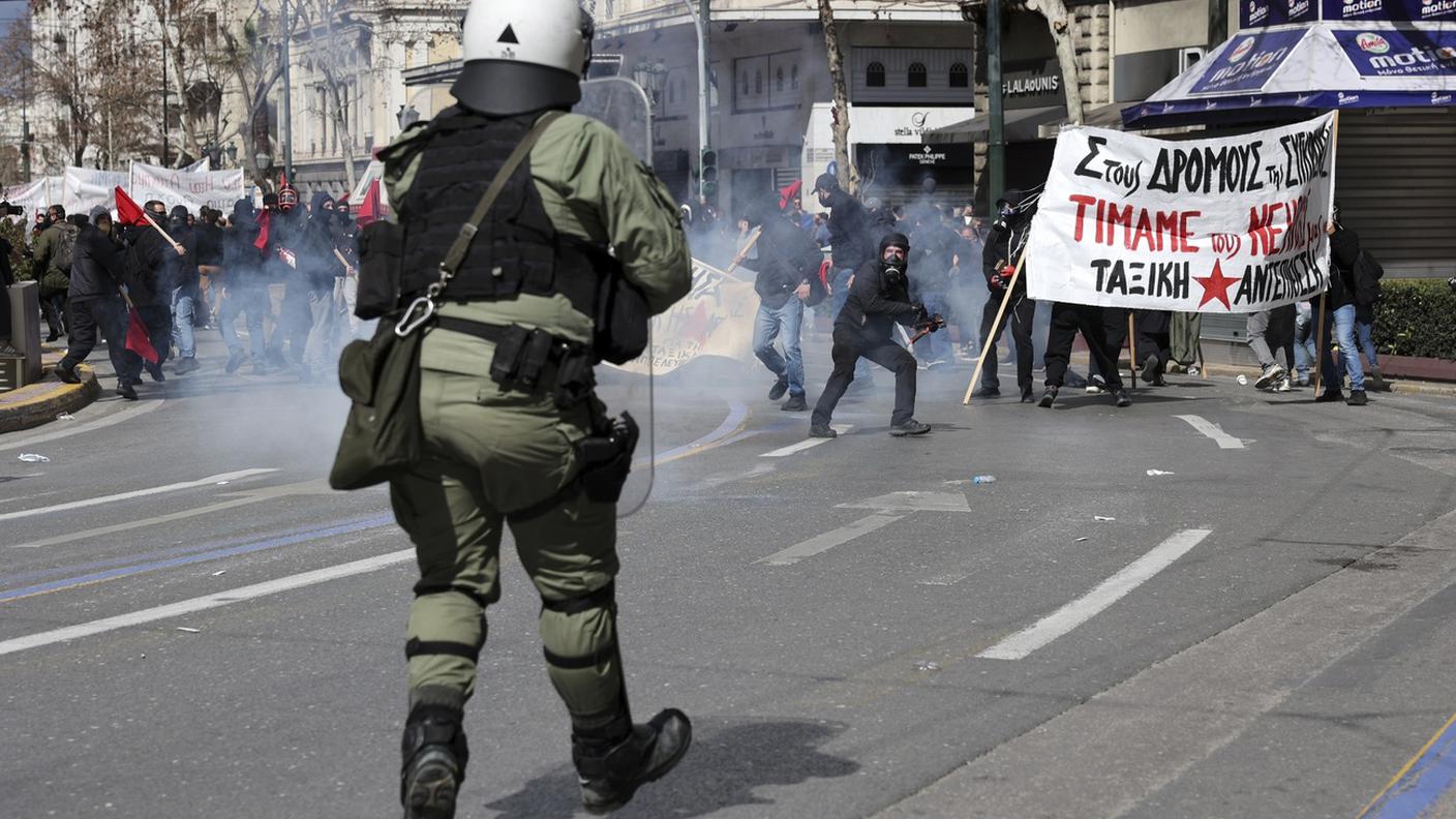 Greci furiosi con il Governo