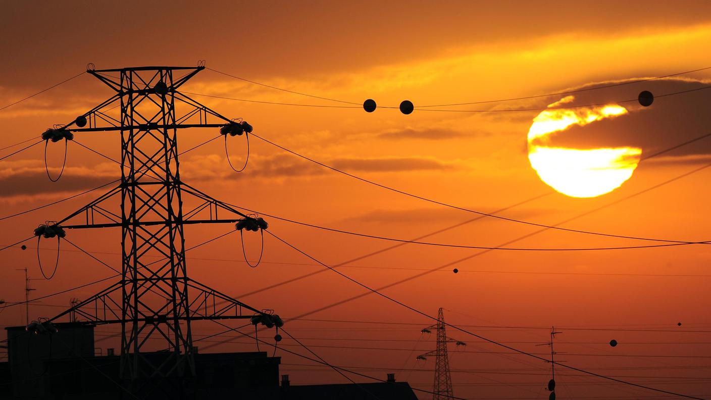 Più luce la sera, meno corrente elettrica secondo i proponenti della petizione