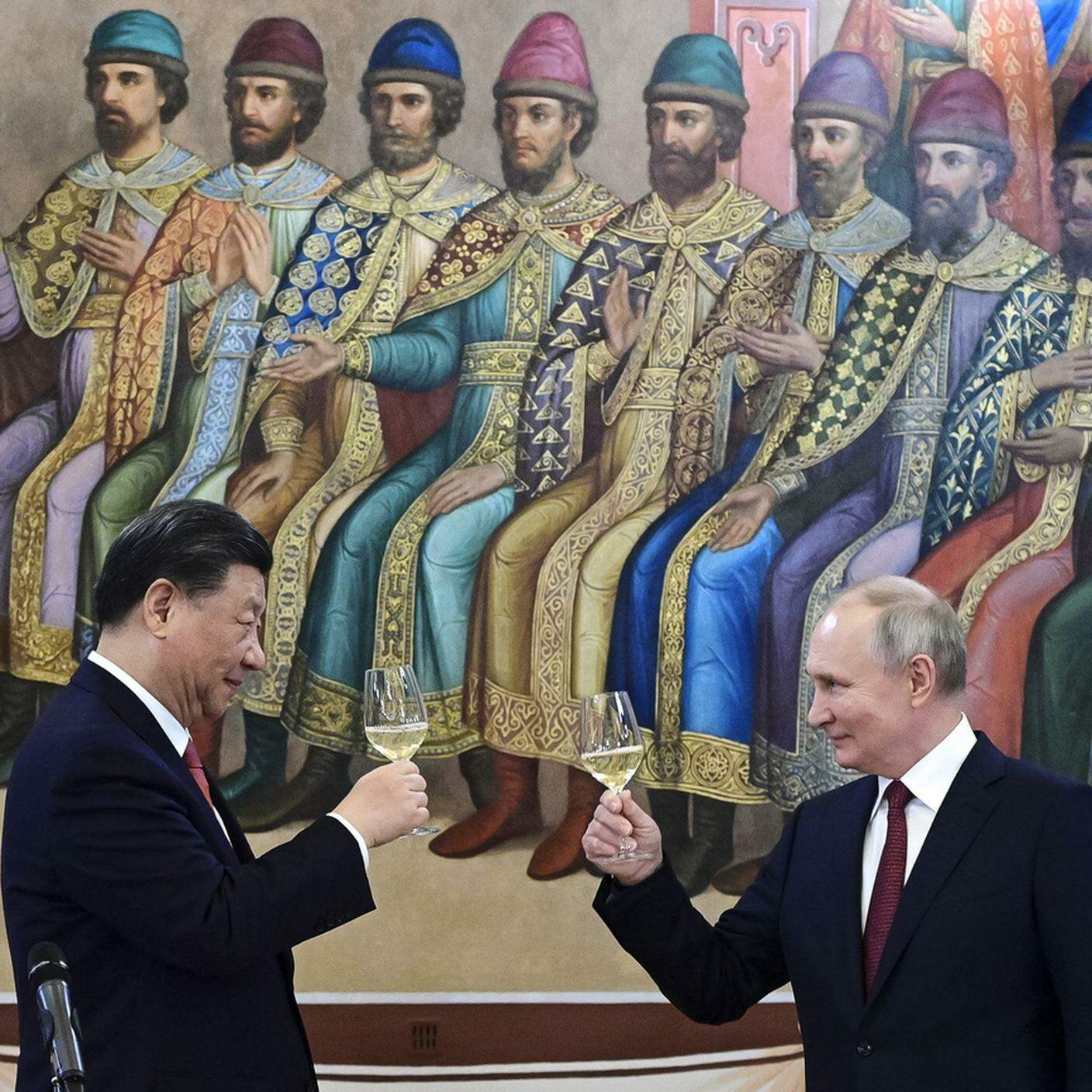 Xi Jinping e Vladimir Putin festeggiano il rafforzamento dei legami tra Cina e Russia