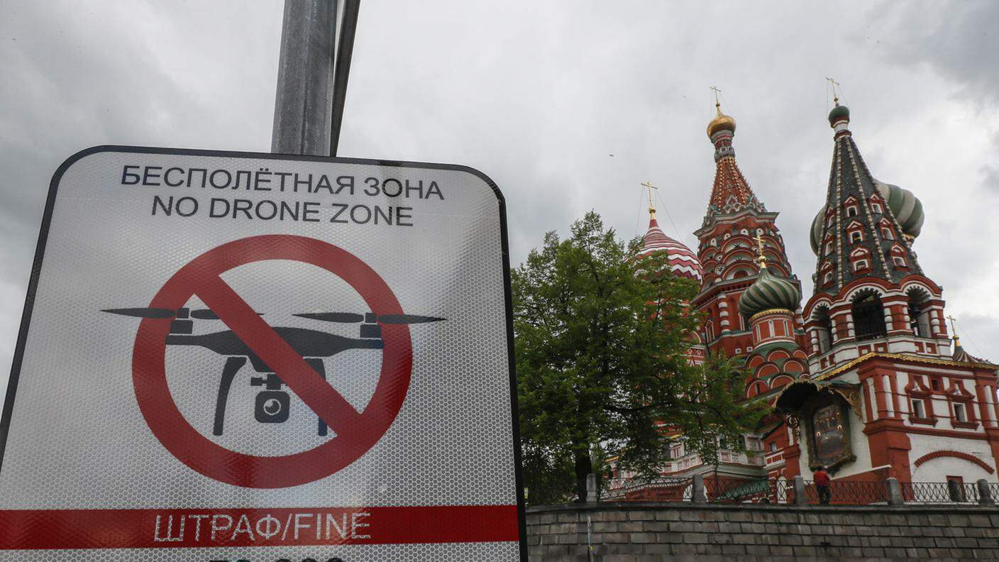 Istituita una zona sopra la Piazza Rossa di Mosca dove sono vietati droni non autorizzati