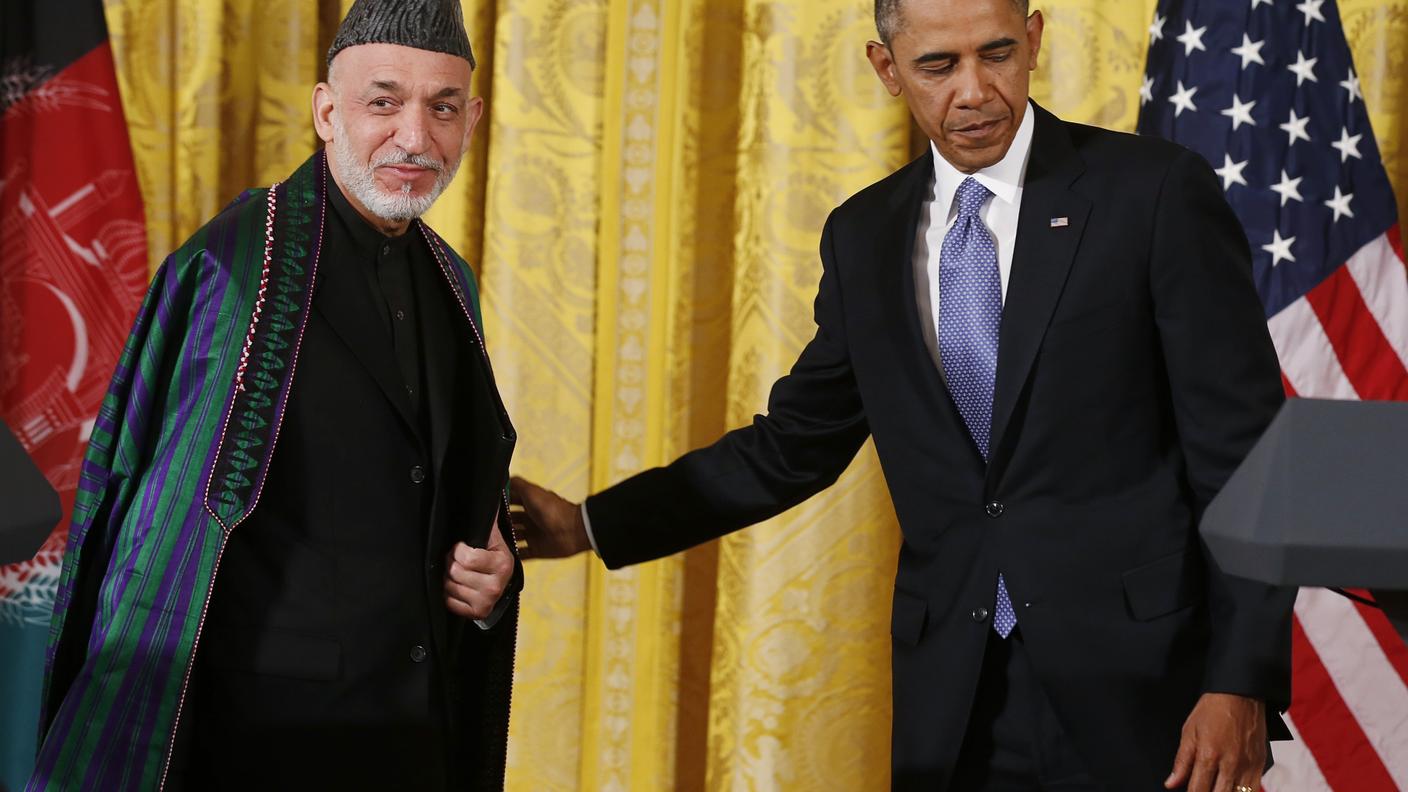 I presidenti Karzai e Obama in una immagine d'archivio