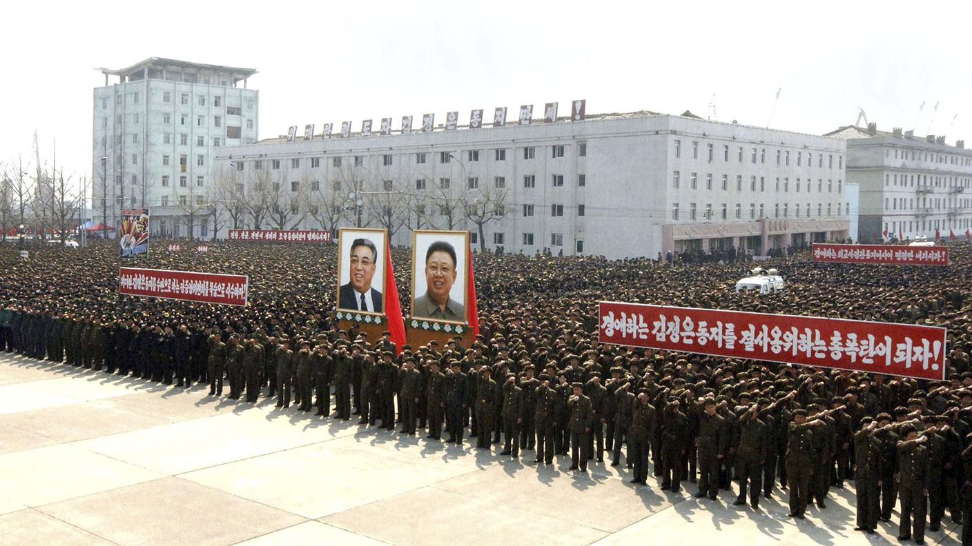 Corea Nord Pyongyang esercito 05.04.2013 re.jpg
