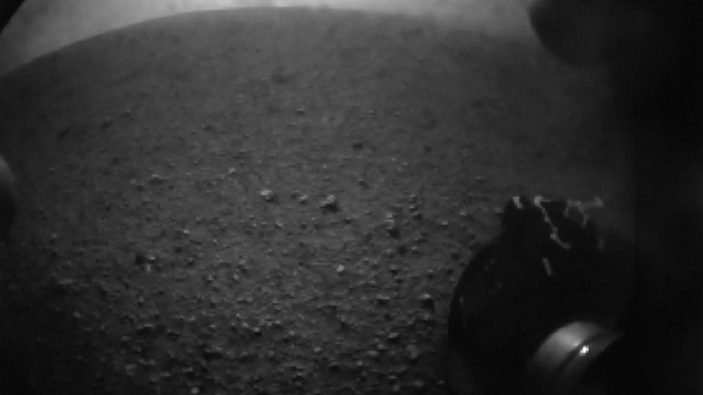 La prima immagine inviata dalla sonda americana CLICCA PER GALLERY
