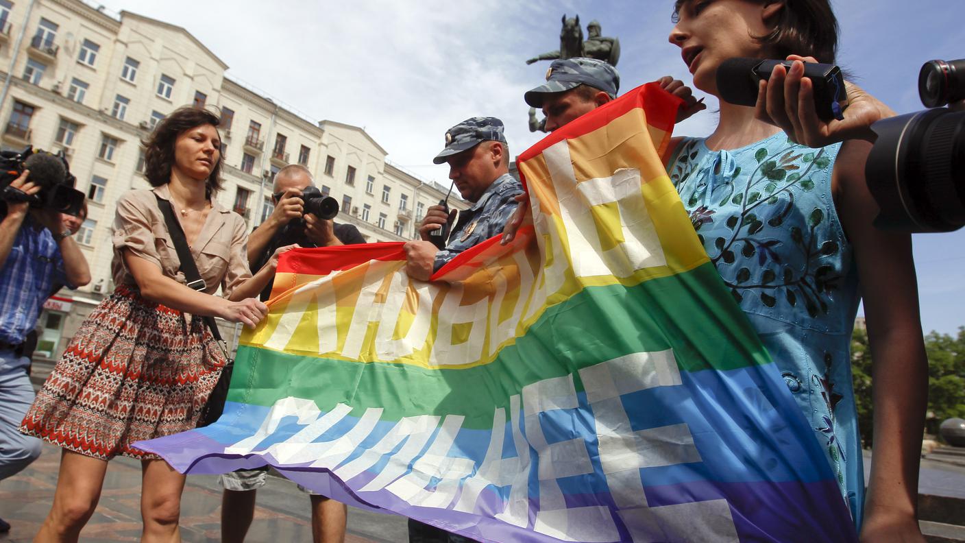 russia-manif-gay-pride-RE.jpg