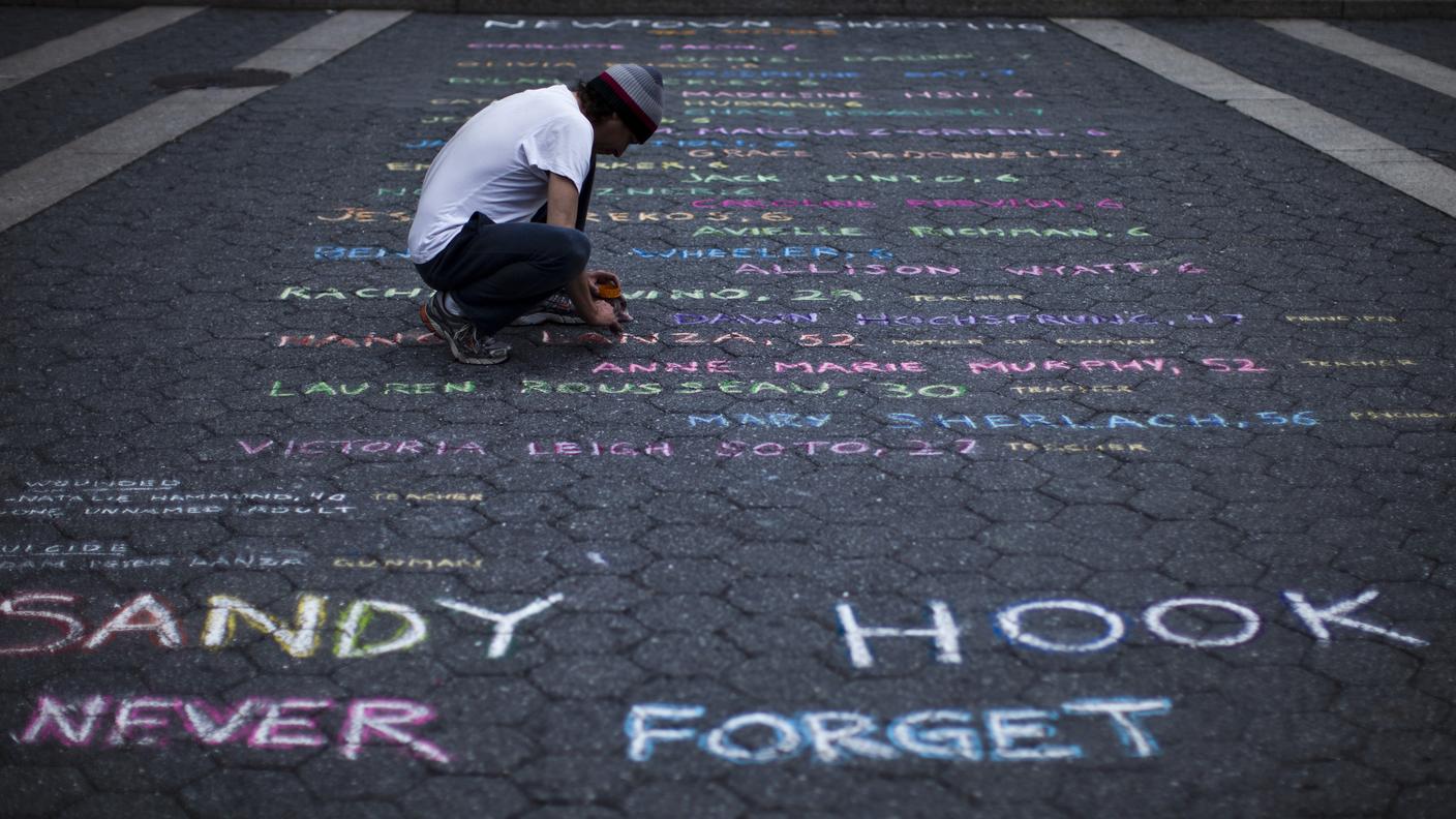 sandy hook scuola usa re 3.jpg