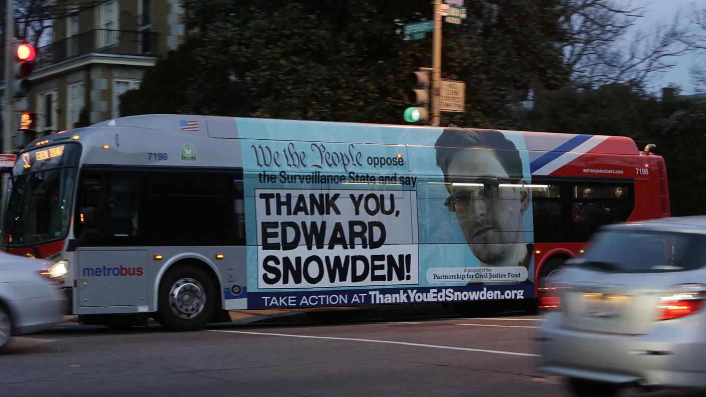 Lo scandalo intercettazioni venne denunciato da Edward Snowden. C'è chi gli è riconoscente