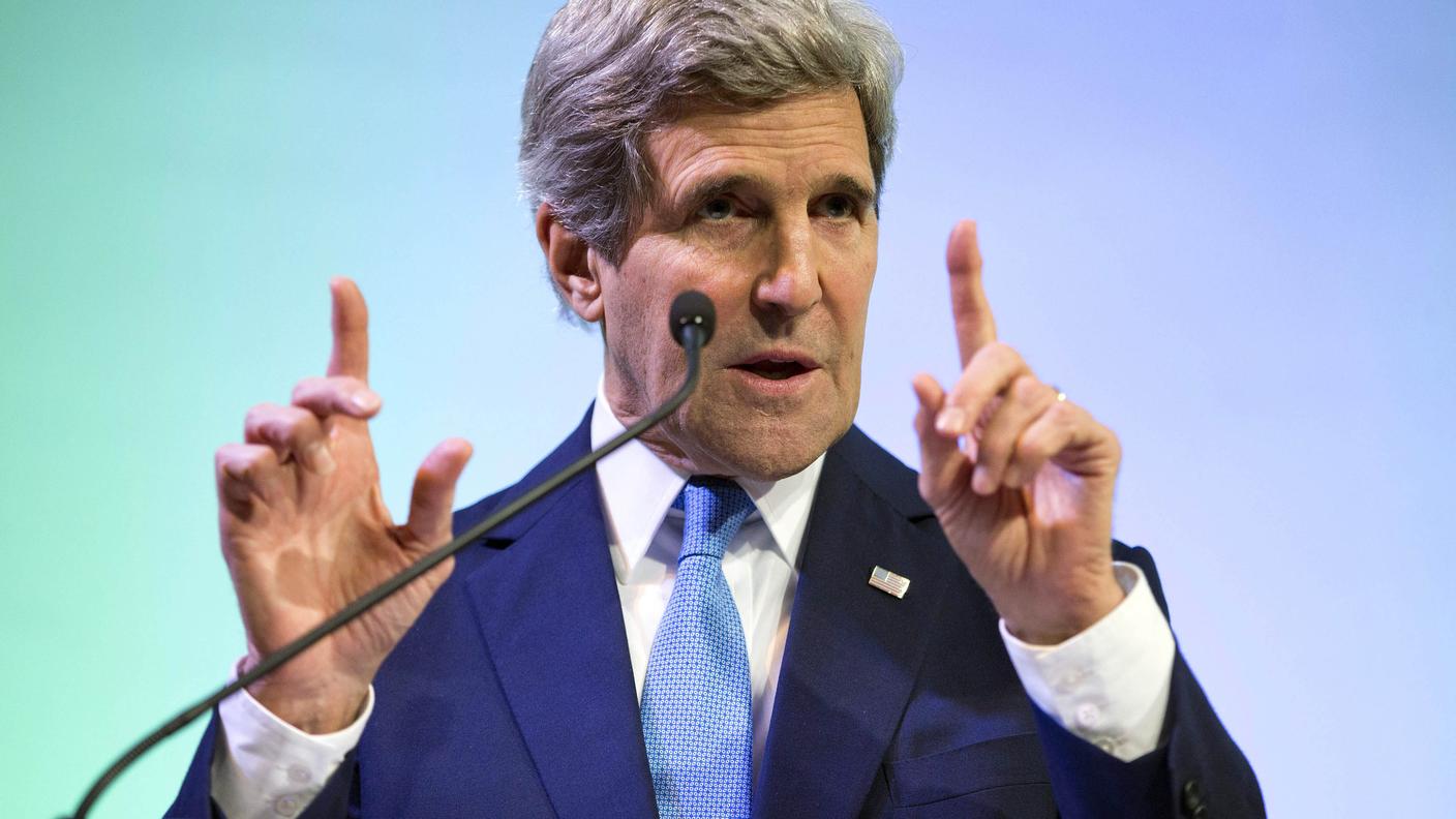 John Kerry durante il suo intervento a Giakarta