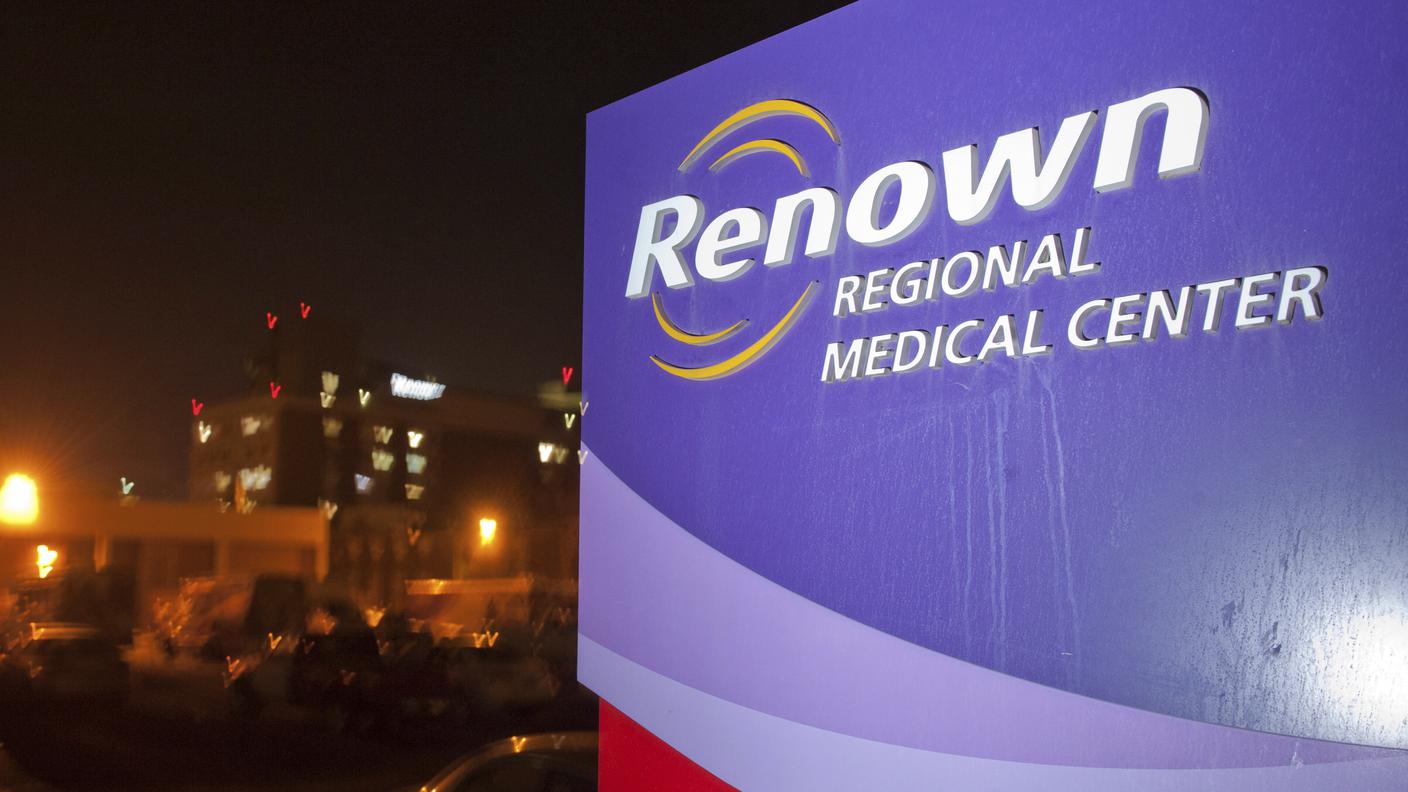 L'insegna all'ingresso dell'ospedale regionale di Reno