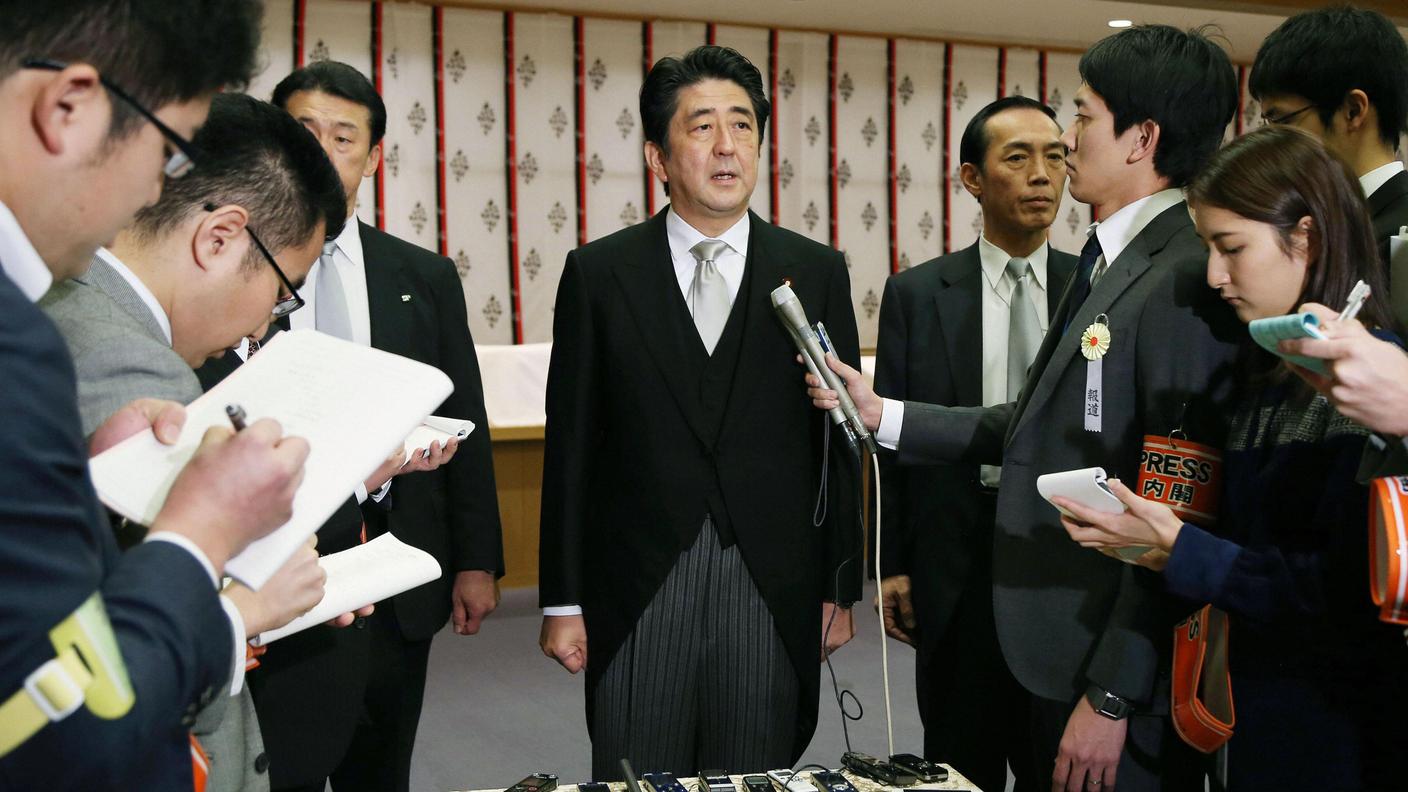 abe yasukuni 3 26 dec 2013 re.jpg