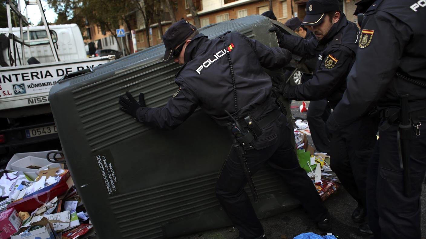 Madrid rifiuti sciopero re.jpg