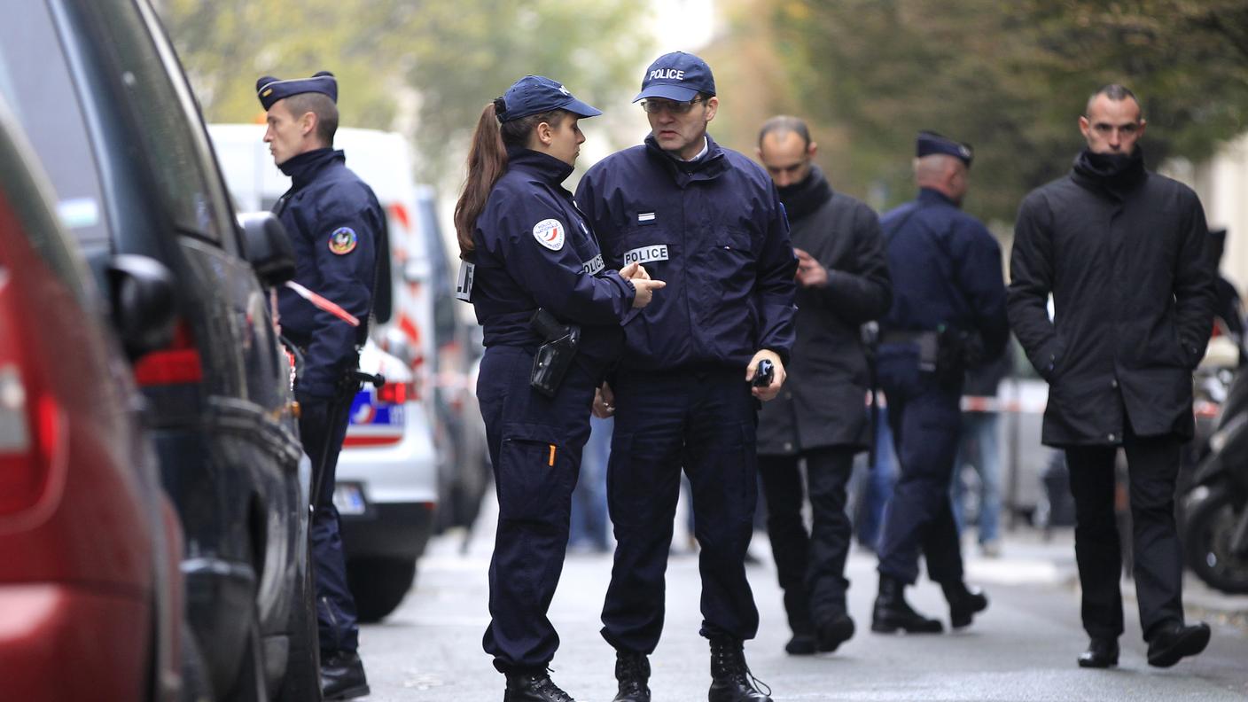 liberation parigi sparatoria redazione 2 18.11.13 re.jpg
