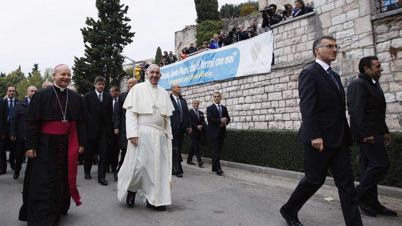 assisi bergoglio 5 re.jpg