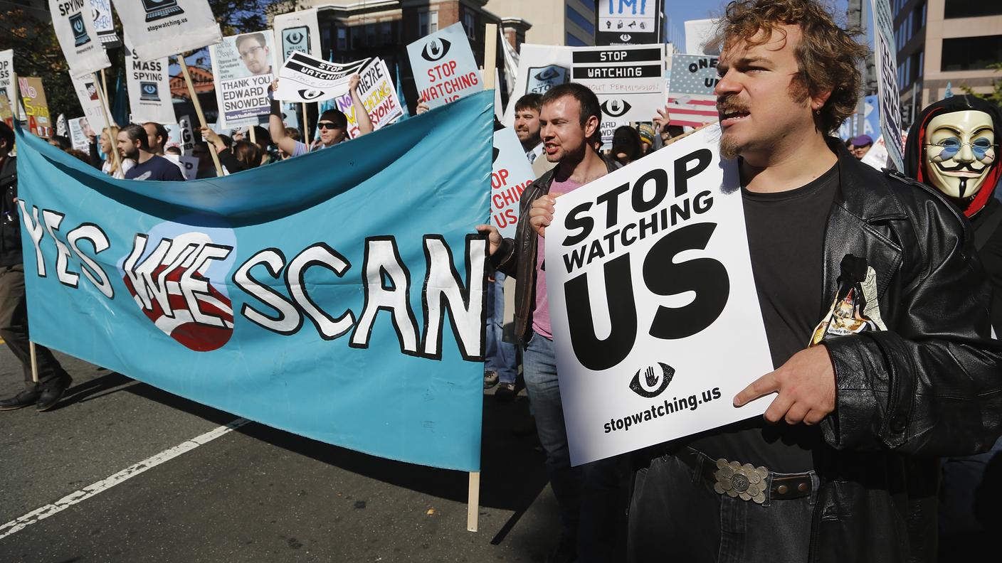 spionaggio usa manifestazioni re 5.jpg